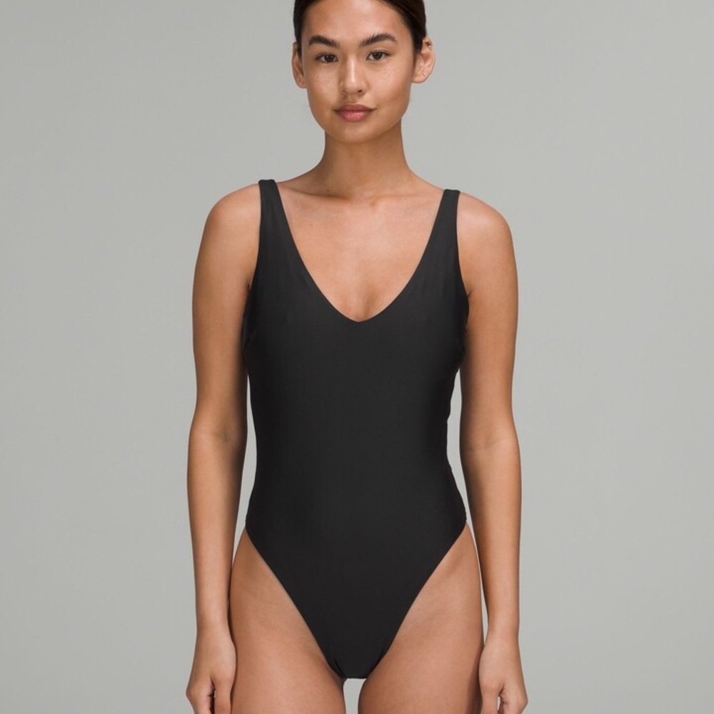 Lululemon swimsuit